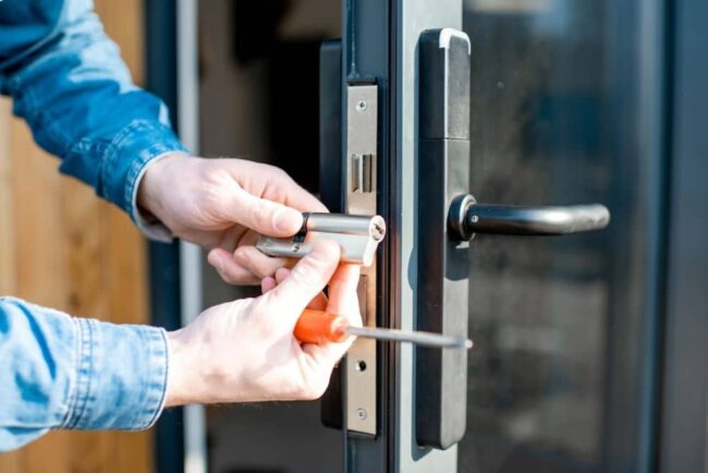 Reasons to Change Your Home's Locks and When to Do It