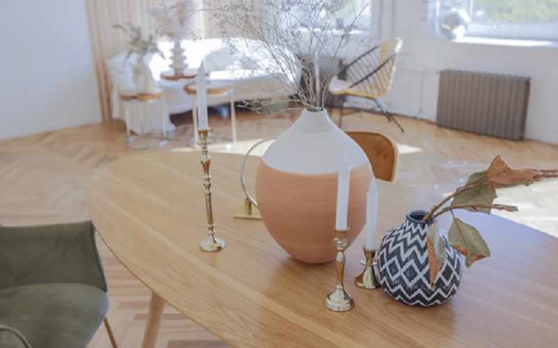 5 Frequent Household Problems & Maintaining Your Wooden Table