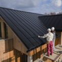 Roof Ridge Raising: How a Contractor in Waddinxveen Can Transform Your Home