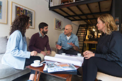 How Real Estate Consultants Help Buyers Make Informed Decisions